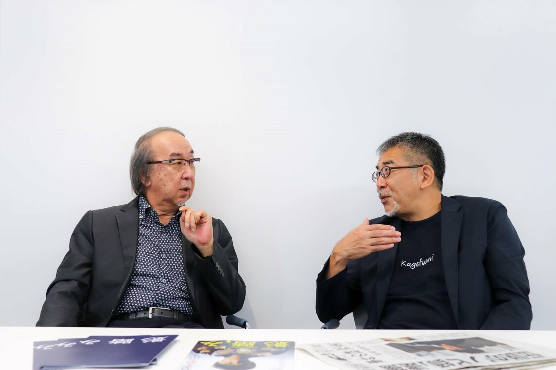 『影踏み』原作者の横山秀夫（左）と監督の篠原哲雄　（撮影：渡邊玲子）