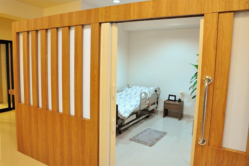 A room in Riei Nursing Home Ladprao.