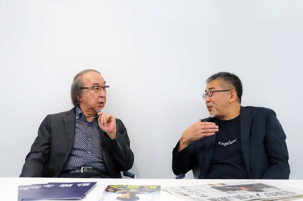 『影踏み』原作者の横山秀夫(左)と監督の篠原哲雄 (撮影:渡邊玲子)