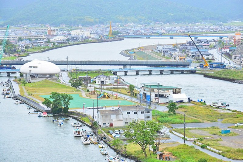 Depuis le parc Hiyoriyama, vue sur le fleuve Kyû-Kitakami qui traverse le centre-ville (septembre 2018).