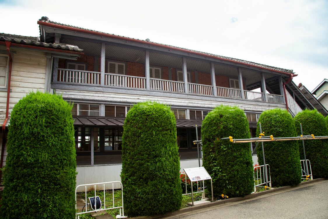 女工館も木骨れんが造でしゃれた建物
