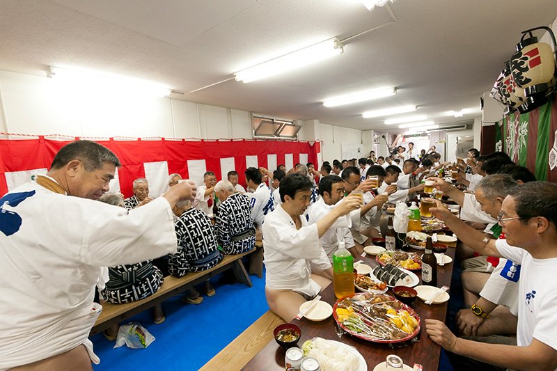 午前9時50分　当番町の直会開始
