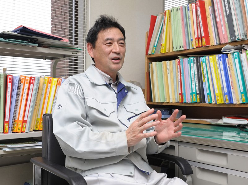 北海道米の躍進は温暖化の影響ではないか？との問いに「過去20年ほどの統計では稲作時期の気温に大きな変化は見られません」と佐藤さん。味の向上は開発者、栽培農家、流通が一丸となって取り組んだ結果だ。