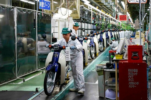 日本向けのスーパーカブを生産する熊本製作所(ホンダ提供)