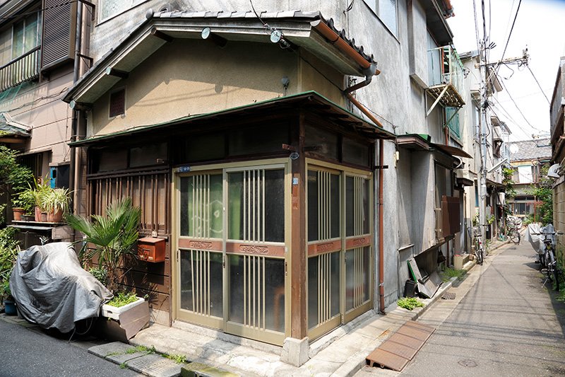 鳩の街通り商店街