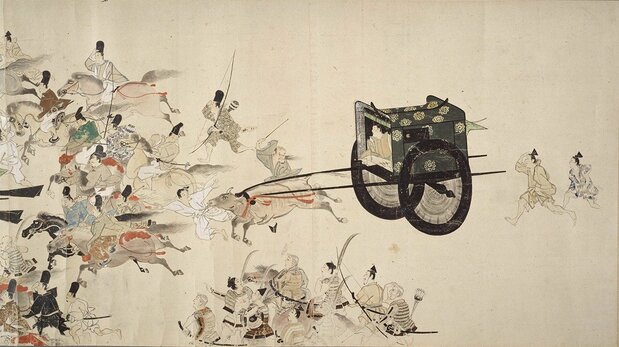 في Heiji monogatari emaki (قصة هيجي إيماكي)، وهي عبارة عن لفافة سردية مصورة تستعرض حرب غينبيه، تظهر عربات النبلاء منخرطة في القتال. والشعار المصور هنا هو كيومون، وهو نوع من الشعار النجمي يرمز إلى تسعة أجرام سماوية، ويُعتقد أنه لدرء الشر. (إهداء من مكتبة البرلمان الوطني)