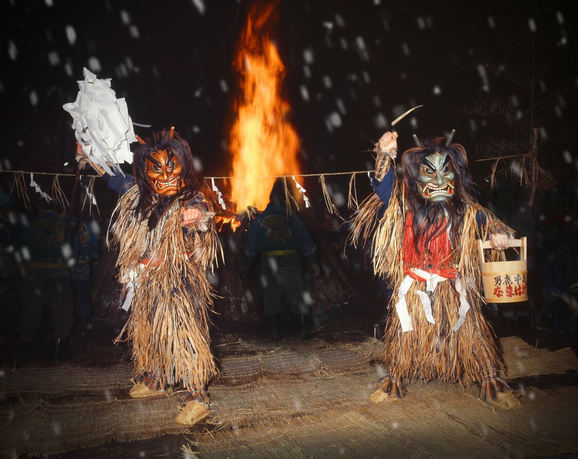 Namahage (Pixta).