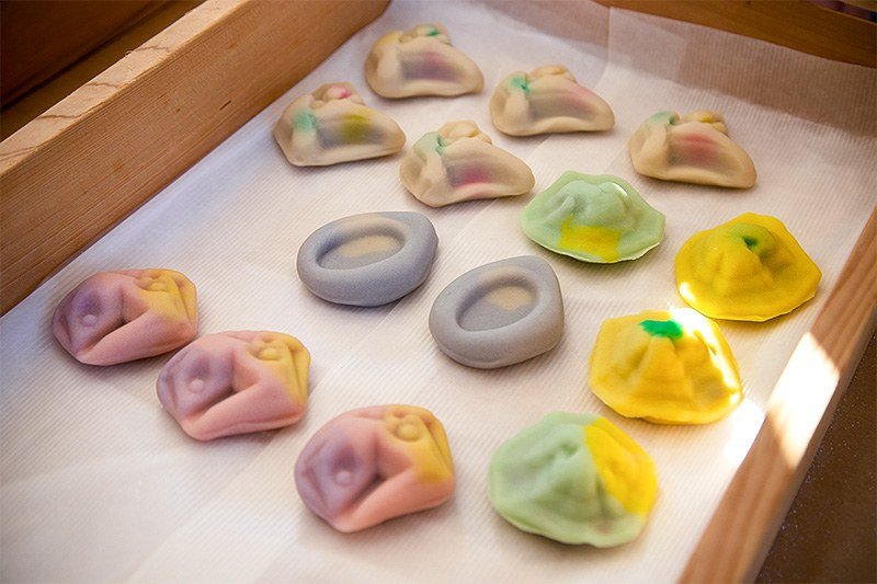 Los visitantes pudieron probar también dulces tradicionales con diseños elaborados por José María Sicilia.