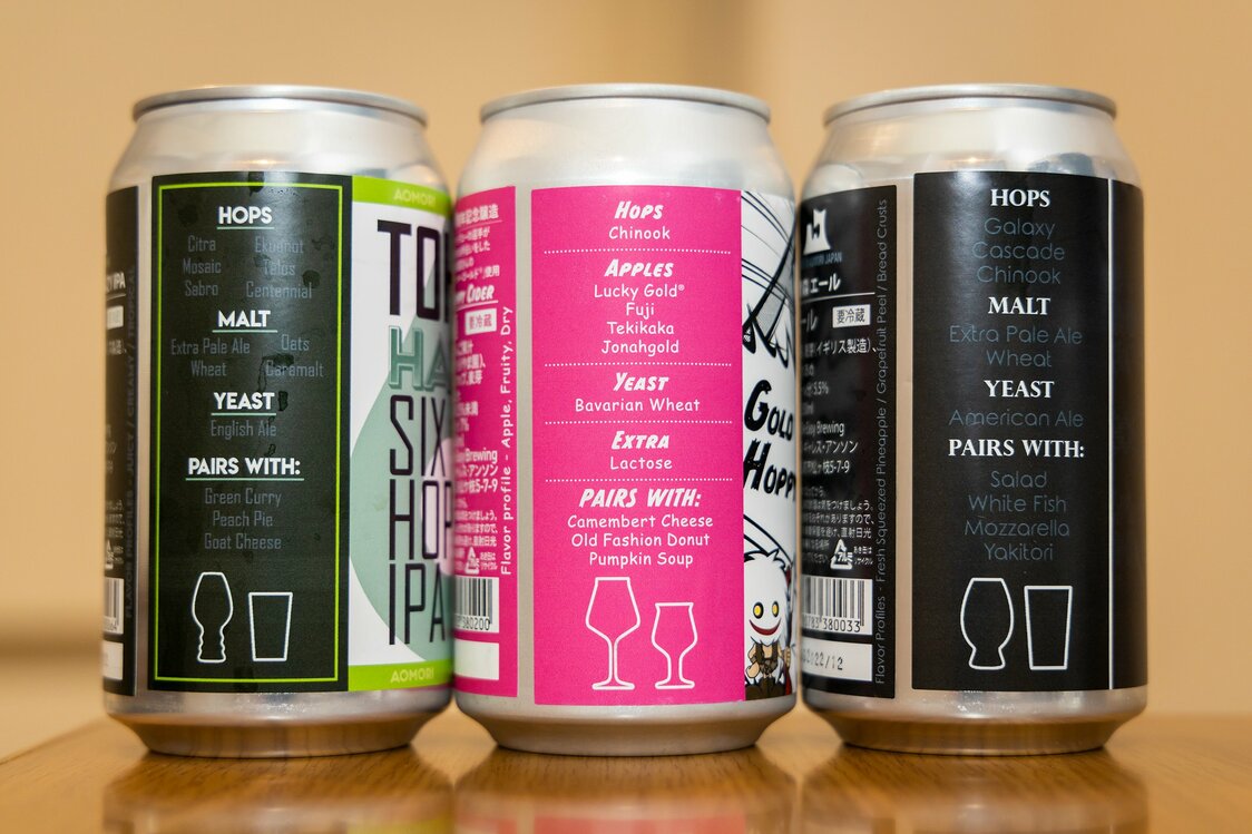 En el etiquetado de cada lata de cerveza, junto con los ingredientes, se enumeran los aperitivos recomendados para acompañar la bebida. Con ese espíritu de servicio, Be Easy Brewing está difundiendo la cultura de la cerveza artesanal.