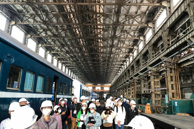 予約制で開放される組立工場内部