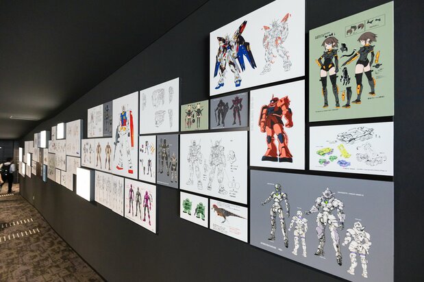 Design Road, lined with product plans and box art. (© Sōtsū/Sunrise, © Nippon.com)