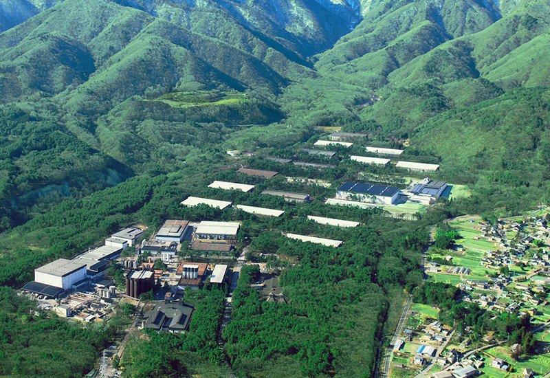 位于山梨县北杜市的三得利白州蒸馏厂（三得利公司提供）