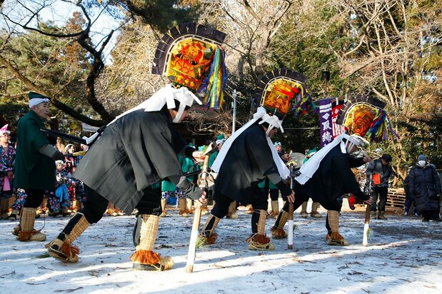 祈祷丰收的节庆“八户Enburi”（青森县八户市，2月17-20日）