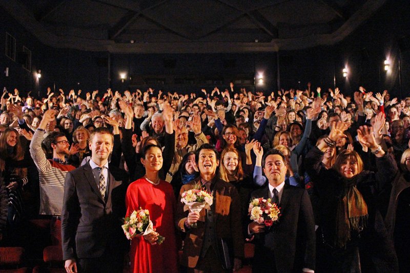 En octubre de 2015, tras el estreno mundial de la obra en Kaunas, Lituania, se produjo una tremenda ovación.