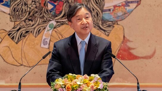次代の皇位継承者に帝王学の書を教えられた天皇陛下：62歳誕生日会見の真意を拝察