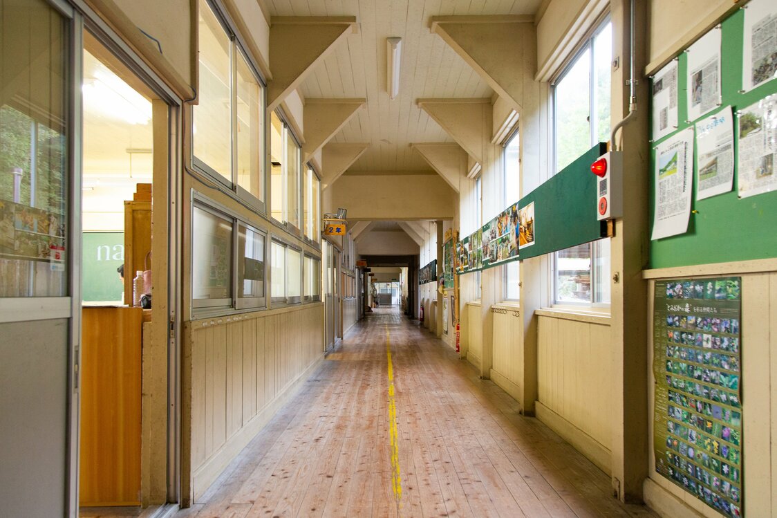 Vous aurez l’impression de retourner sur les bancs de l'école ! Les ateliers proposés par l'établissement sont variés ; culinaires avec la préparation de pizzas cuites dans un four en pierre ou musicaux avec des cours de wadaiko, le tambour japonais.