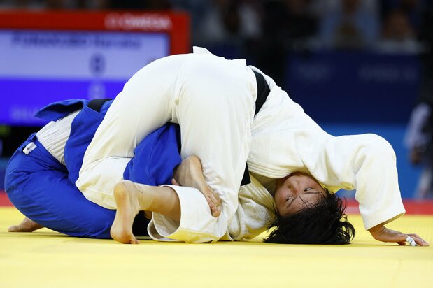 3位決定戦でリオ金メダリストシルバ（ブラジル）を相手に9分に及ぶ激闘に耐えた舟久保選手（ロイター）