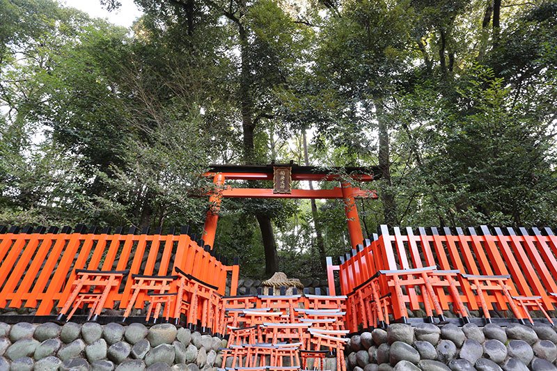 外国人为何会觉得伏见稻荷神社“很酷”？