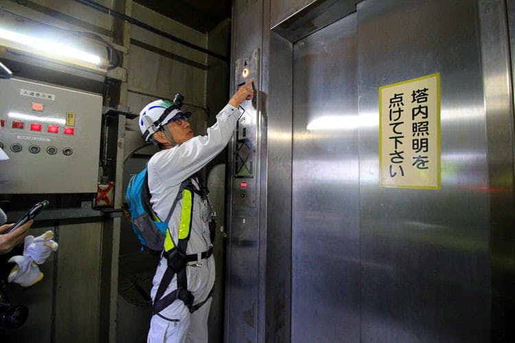 立ち入り禁止ゾーンをゆく！　大迫力の「瀬戸大橋スカイツアー」に潜入した