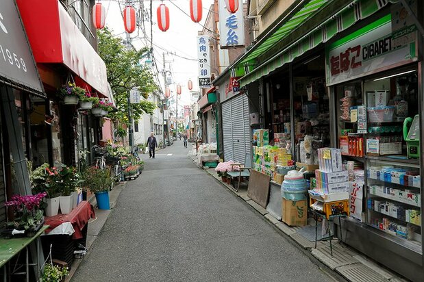 鳩の街通り商店街