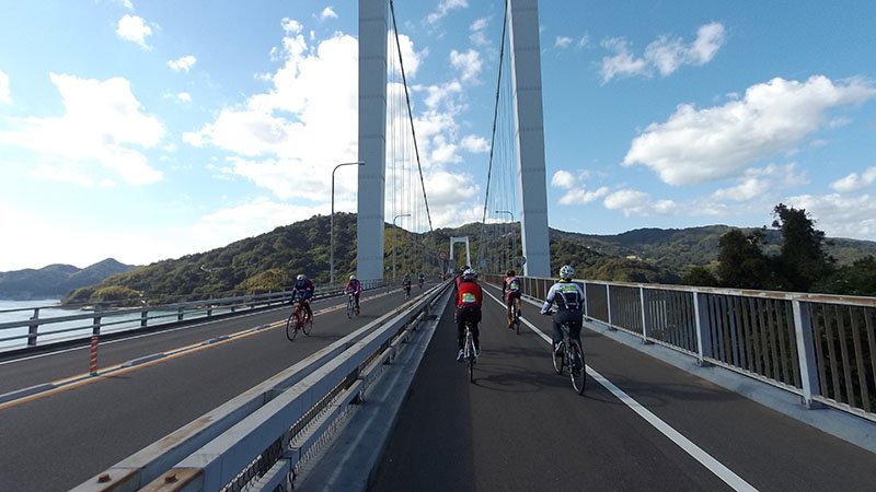 しまなみ海道のようす（筆者撮影）
