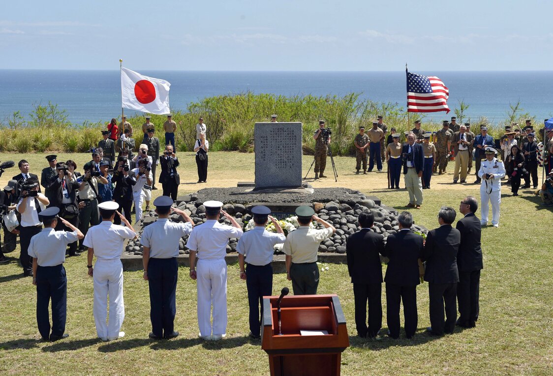 The Japan-US Joint Ceremony commemorating the 73rd anniversary of the Battle of Iwo Jima, held on the island of Iwo Jima (officially known in Japanese as Iō-tō) on March 24, 2018.（Jiji)