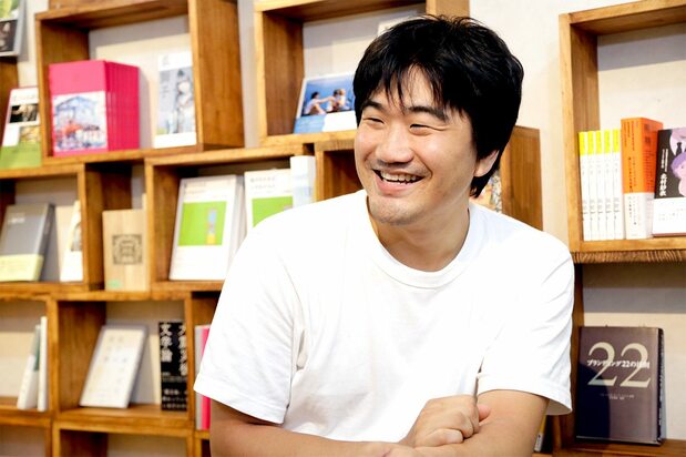 店主竹田信弥接受采访