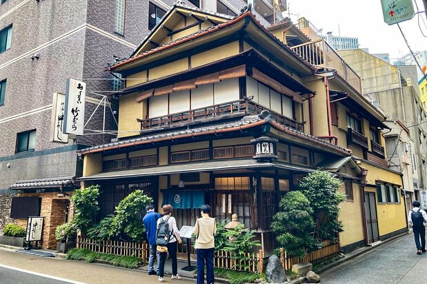 El edificio de la pastelería Takemura ha sido designado Patrimonio Histórico Paisajístico de Tokio. (© Gianni Simone)