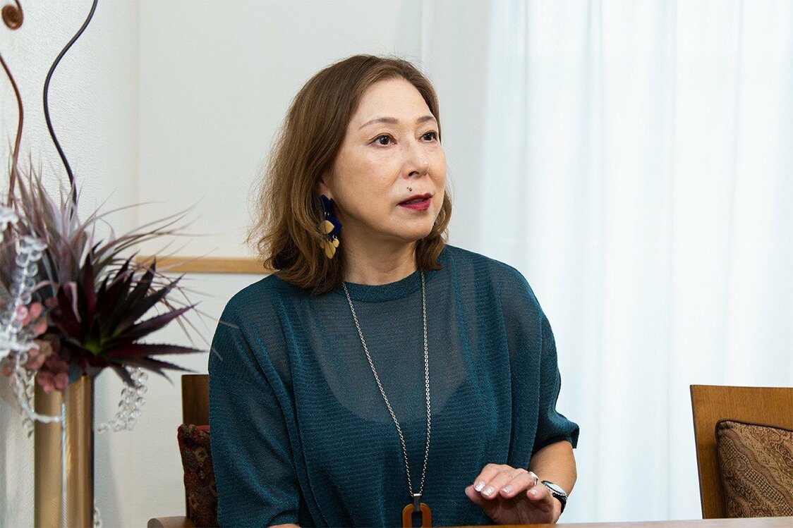 An Endless Tunnel: Author Kirino Natsuo on the Problems Facing Japanese Women Today 
