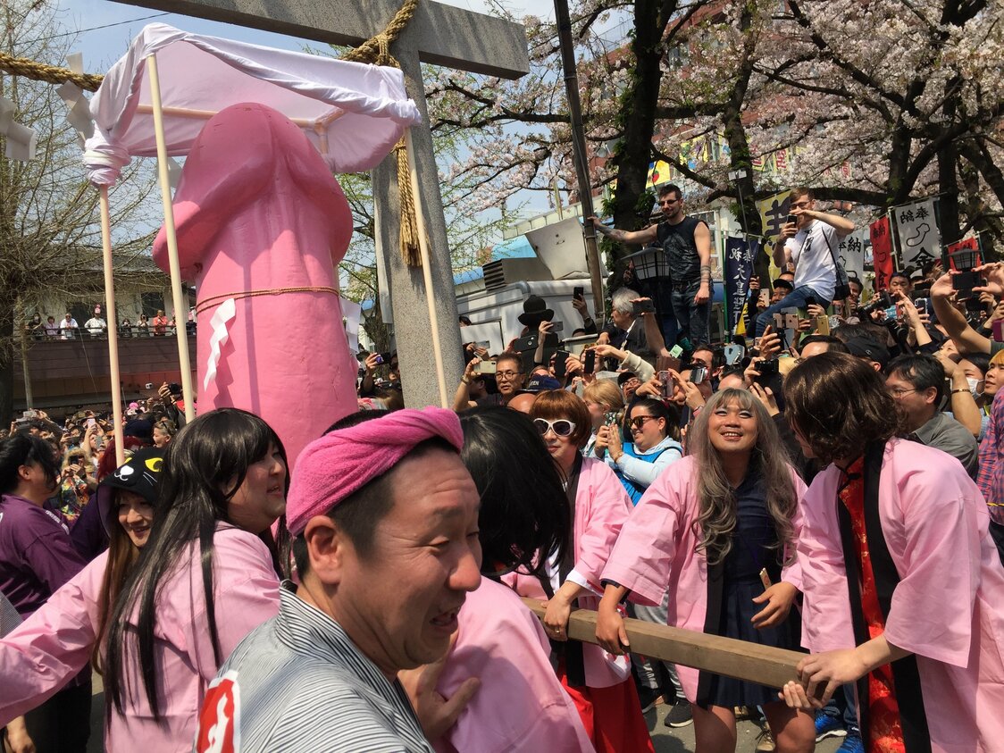 金山神社  金魔罗节（DPA / Picture Alliance via Reuters Connect）