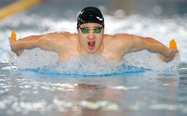 Seto se esfuerza en su práctica durante un entrenamiento intensivo de la selección nacional de natación. (22 de junio de 2021, prefectura de Nagano, GMO Athletes Park Yunomaru – Jiji Press)