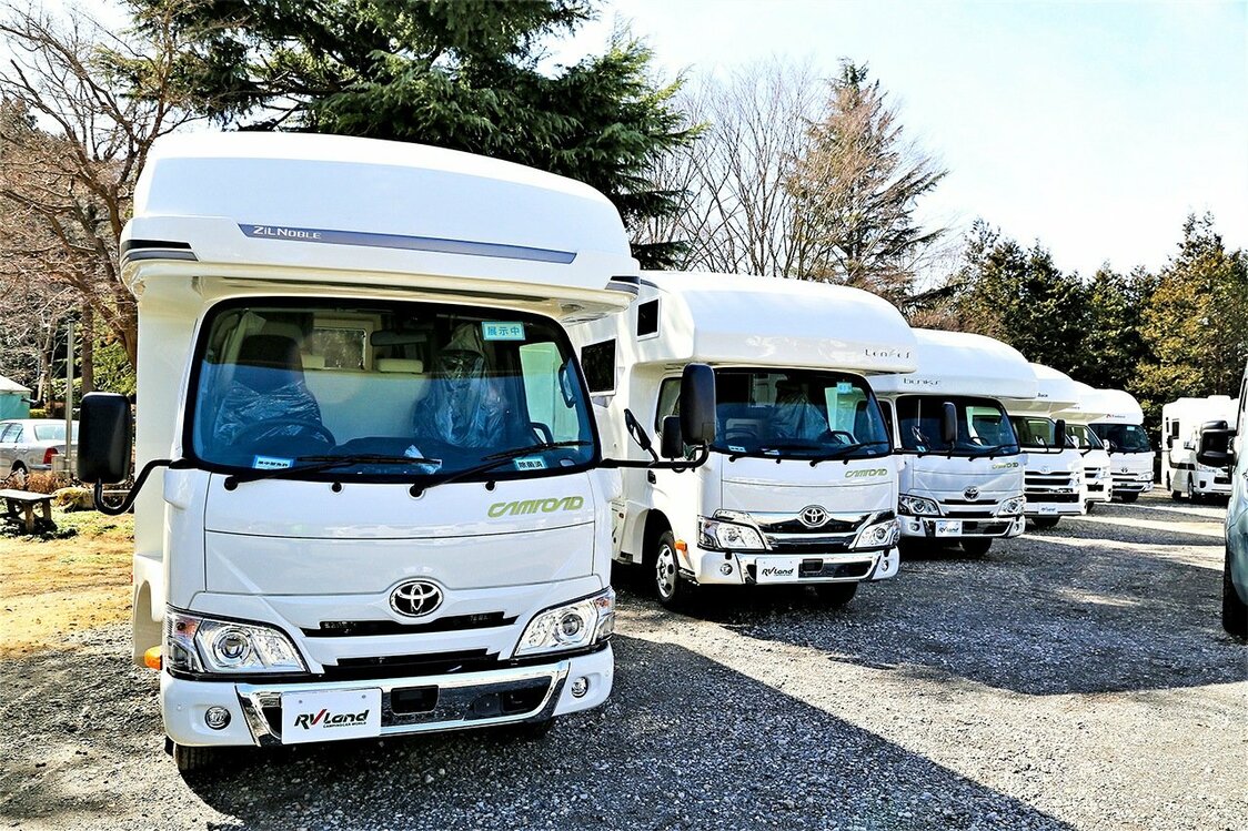 日本の交通事情に合った全長5m×全幅2mクラスのキャンピングカーが人気　著者撮影