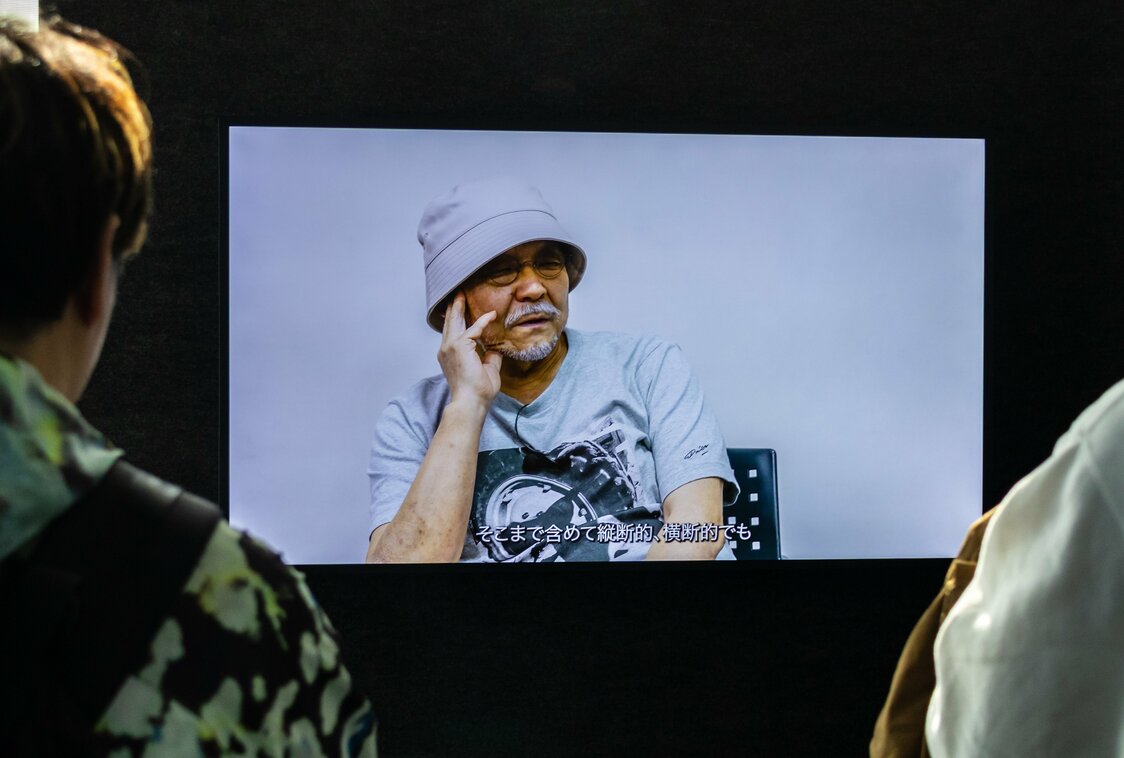 Interviews are screened with four creators, including the director Oshii Mamoru, who worked on the 1995 and 2004 theatrical anime films. (© Nippon.com)
