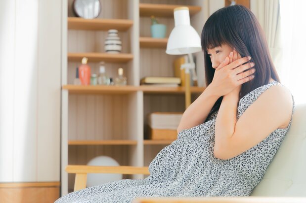 プラットホームを通じて、長年、男性中心の国会で無視されがちだった女性からの議題が、改めて注目されるようになった(PIXTA)