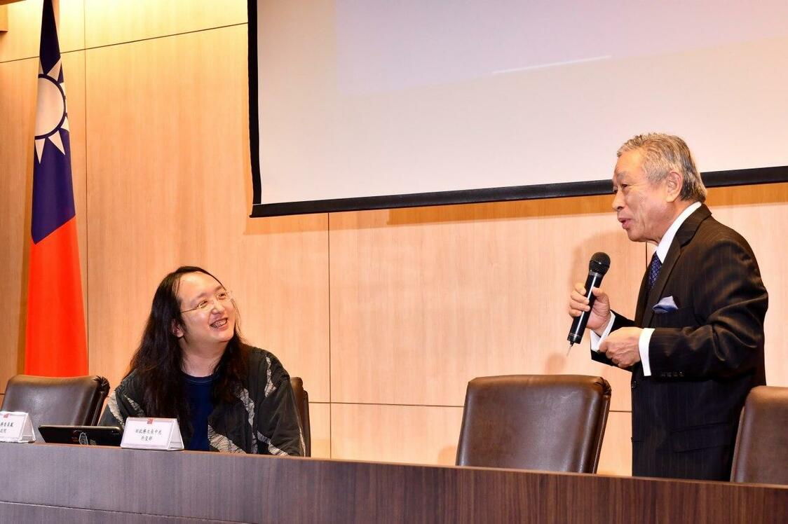 さまざまなプロジェクトを通して、オードリー・タン氏は政治課題への市民参加を成功させた。市民は、外交から内政に至るまで政府に提言できるようになったのだ（台湾外交部提供）