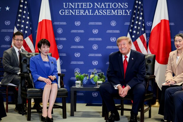 約30分間の首脳会談を行った高市首相とトランプ米大統領=2026年9月22日(ロイター)