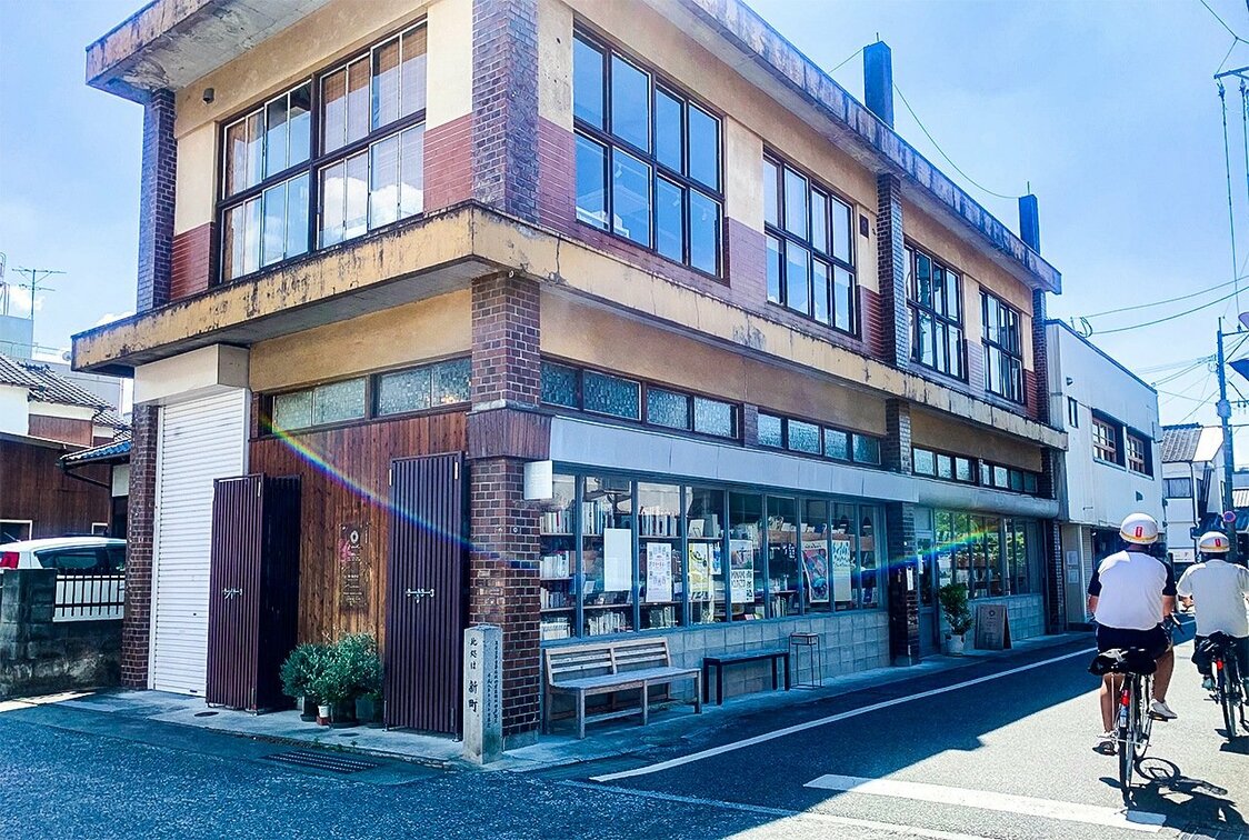 美しい田園風景の中で地域の未来を考える場所―福岡県うきは市・MINOU BOOKS&CAFE