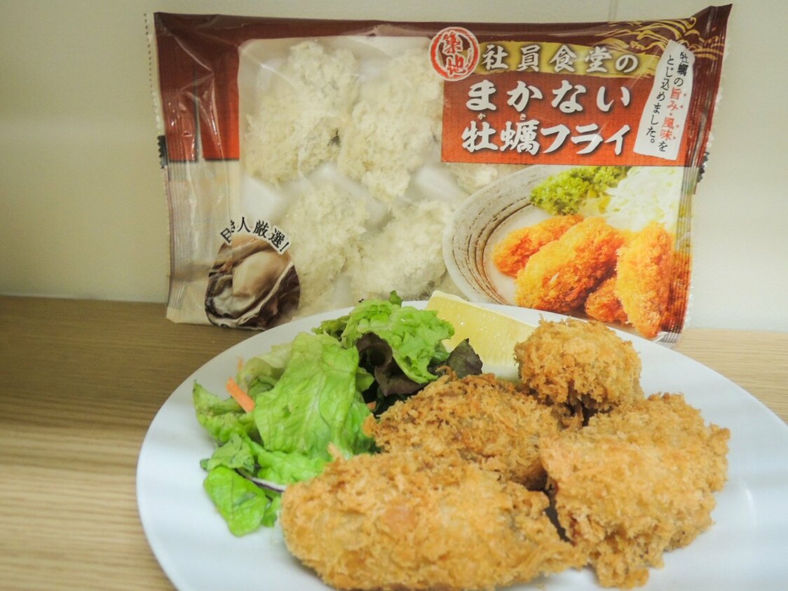 大粒のカキを使い薄い衣で仕上げたカキフライ　写真：筆者提供