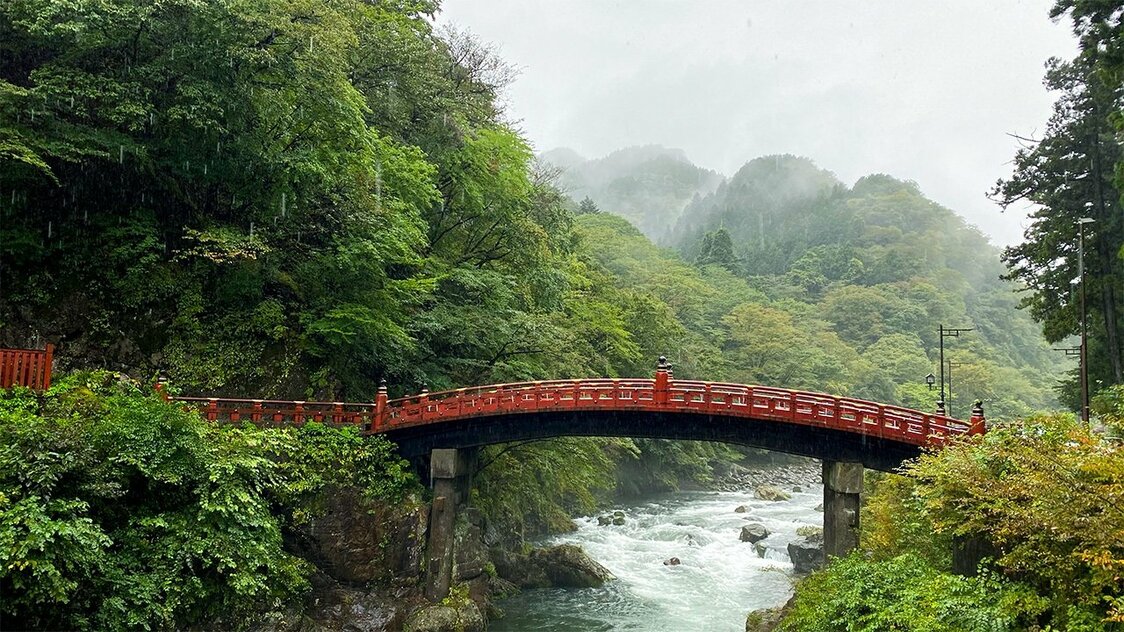 摸着石头过河