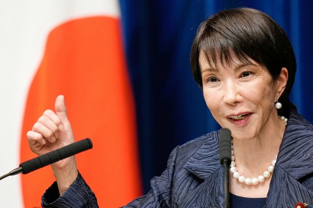Prime Minister Takaichi at her first press conference after taking office in October 2025. (© AFP/Jiji)
