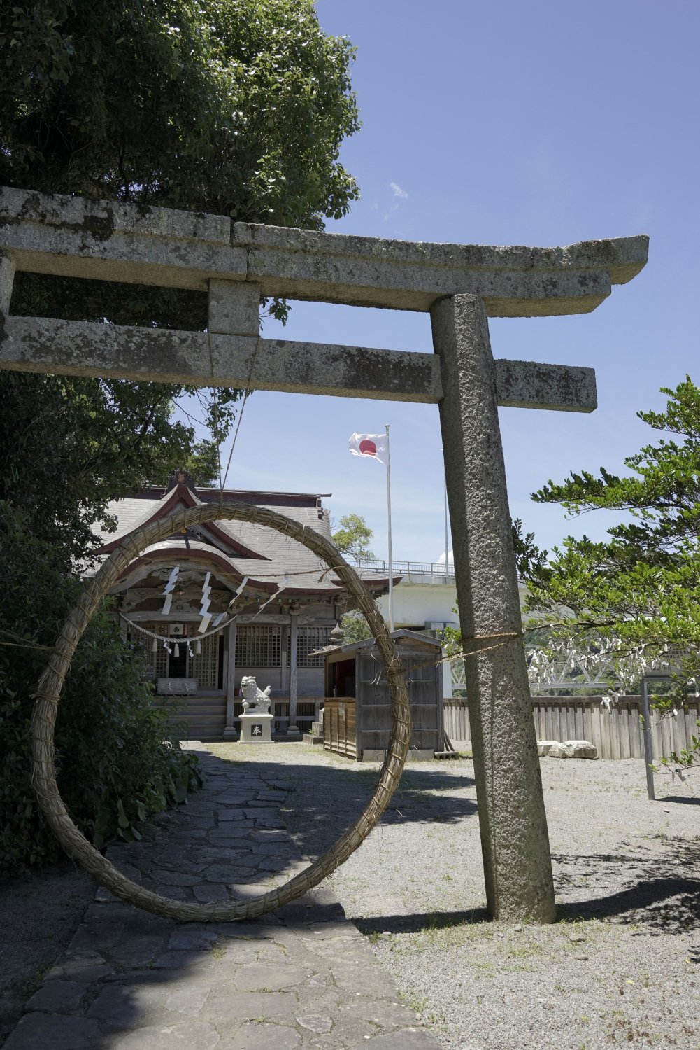 立磐神社（摄影：大坂宽）