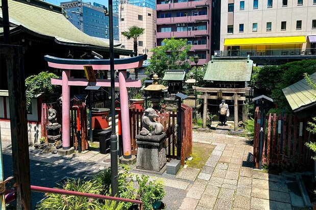 Cerca de Akihabara, el santuario Yanagimori se fundó originalmente como una de las defensas espirituales del castillo de Edo. (© Gianni Simone)
