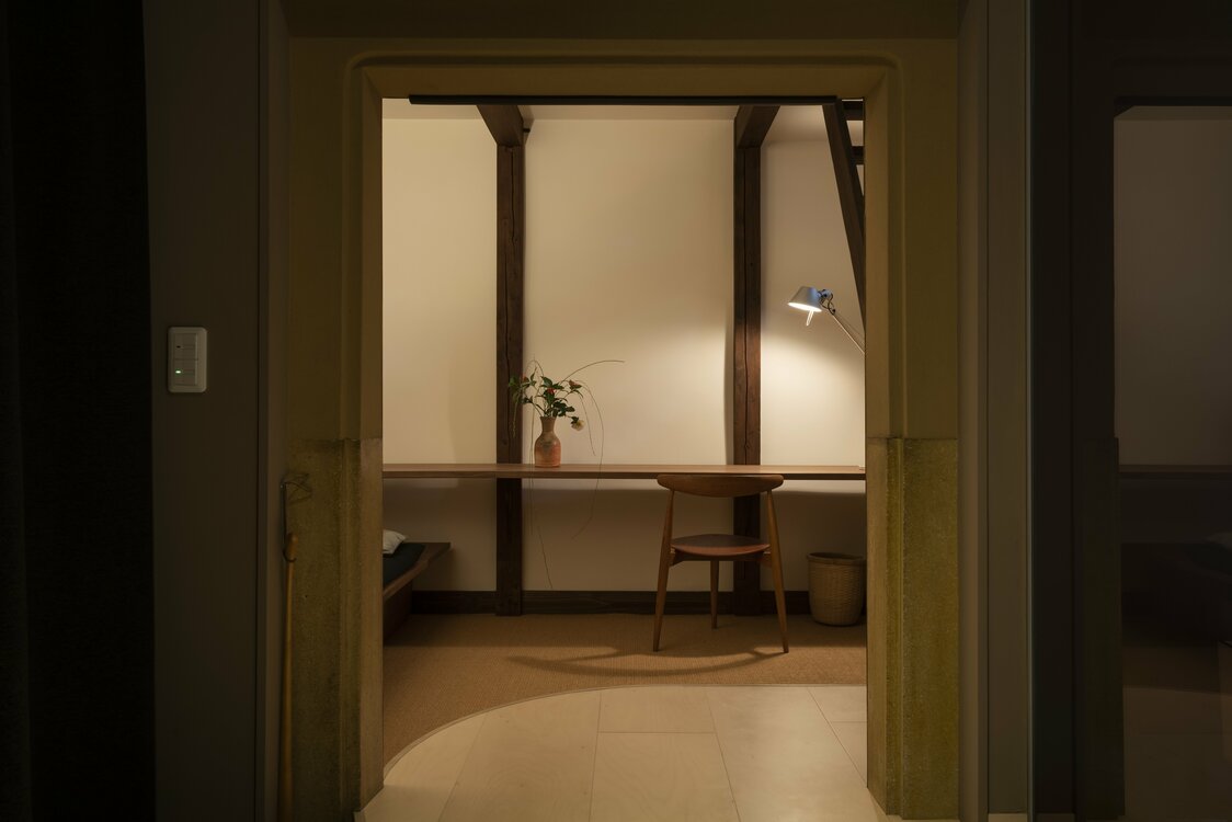 Les espaces partagés encouragent une interaction créative et un dialogue.