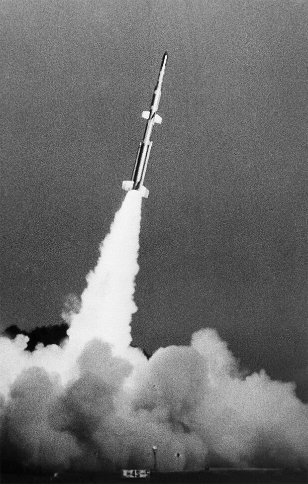 1970年2月,“L-4S-5”火箭发射升空,将“大隅”号人造卫星送入轨道(时事社)