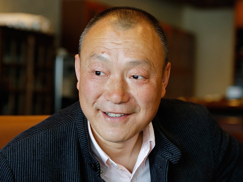 魯大鳴：靠內助之賢，成為在日傳介國劇第一人