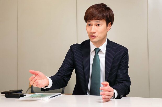 五百旗頭幸雄(いおきべ・ゆきお) 兵庫県生まれ。スポーツ記者や警察担当を経て16年から20年3月まで夕方のニュース番組のキャスターを務める。20年3月にチューリップテレビを退職、現在は他県のテレビ局で報道に携わる
