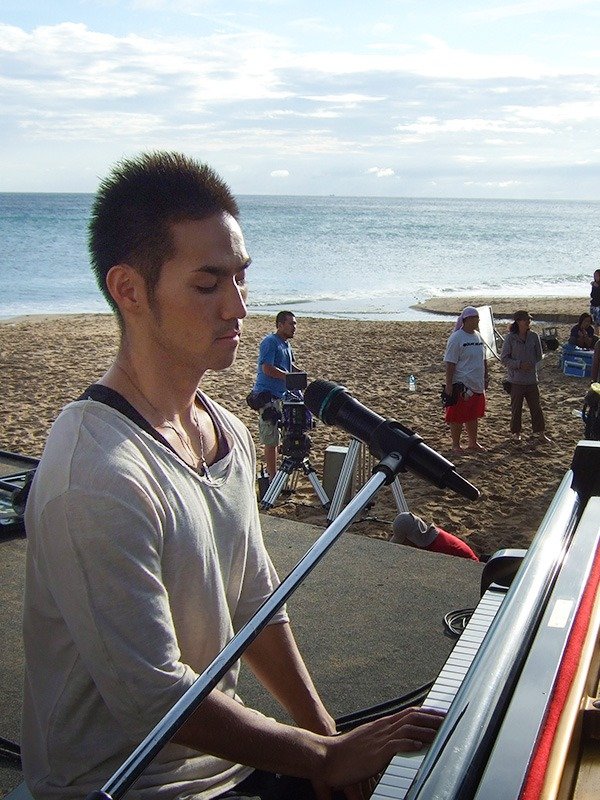 2006年在台湾垦丁参演《海角七号》