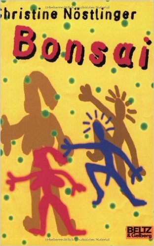 El término Bonsai es el apodo del protagonista de esta novela de Christine Nöstlinger sobre jóvenes que se descubren a sí mismos.