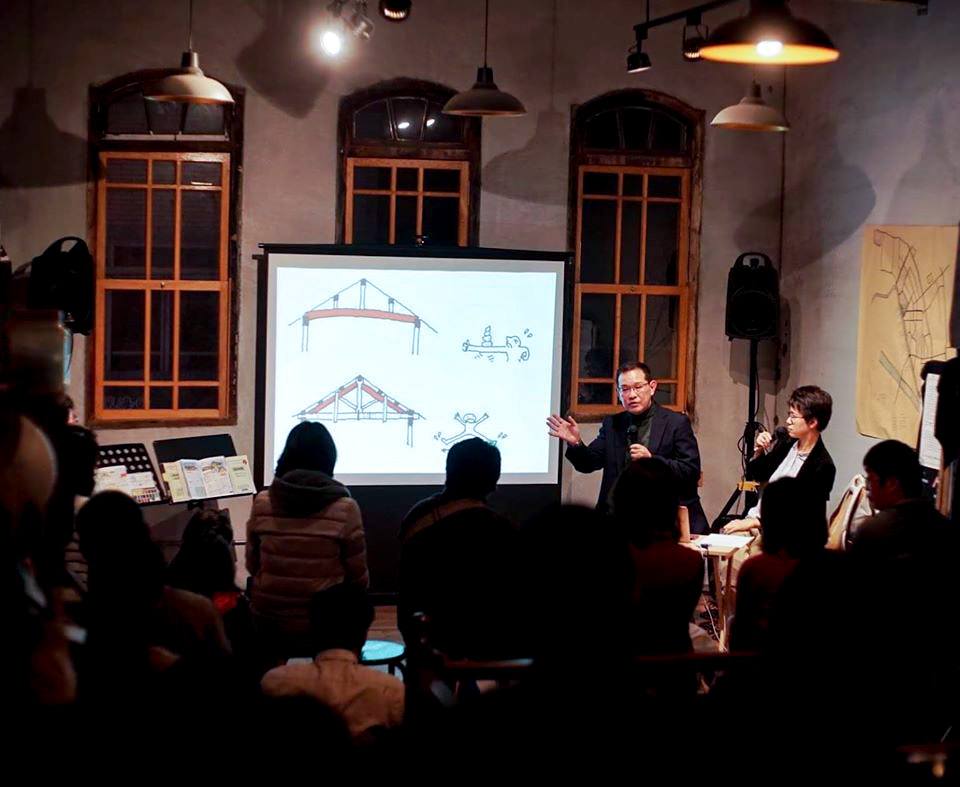 台湾鹿港で講演する渡邉義孝さん（鹿港囝仔文化事業提供）