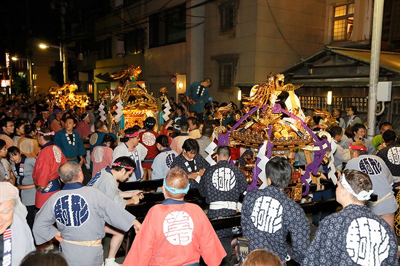 三条街道联合举行的前夜祭祀开始了